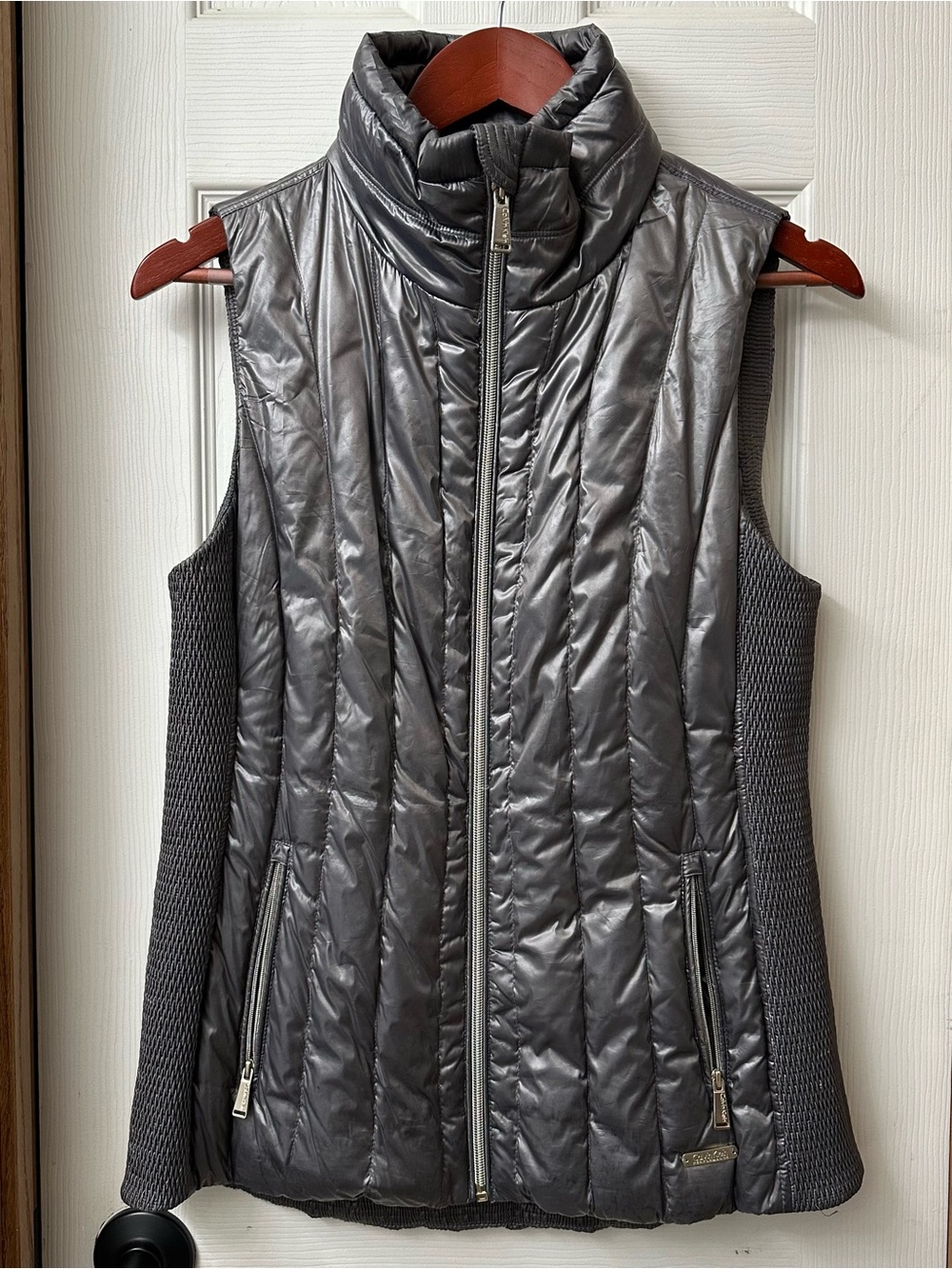 Calvin Klein Metallic Silver Puffer Vest M Dark Grey Down Quilted Athleisure